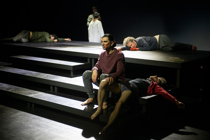 Szenenfoto aus „Gesäubert“, Das Theaterprojekt Nürnberg